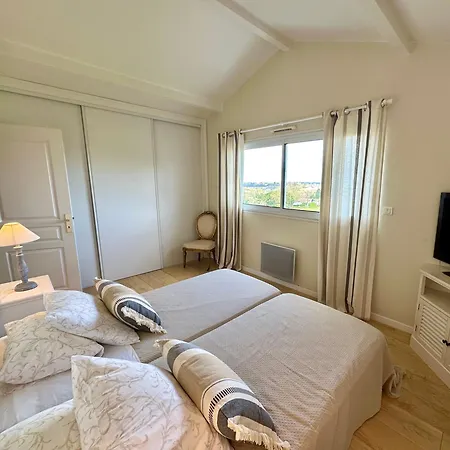 A 5min De Bayonne Avec Piscine Chauffe Et Salle De Sport *