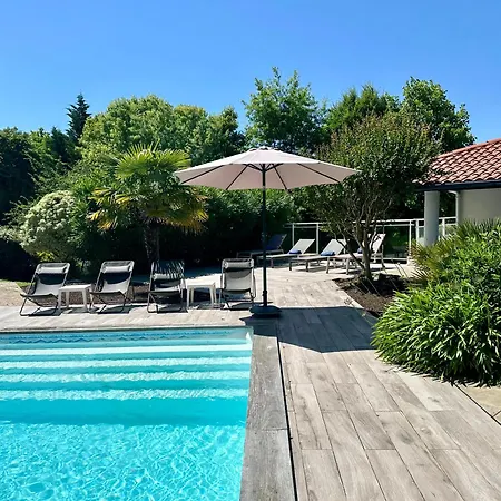 Villa A 5Min De Bayonne Avec Piscine Chauffe Et Salle De Sport Villa *